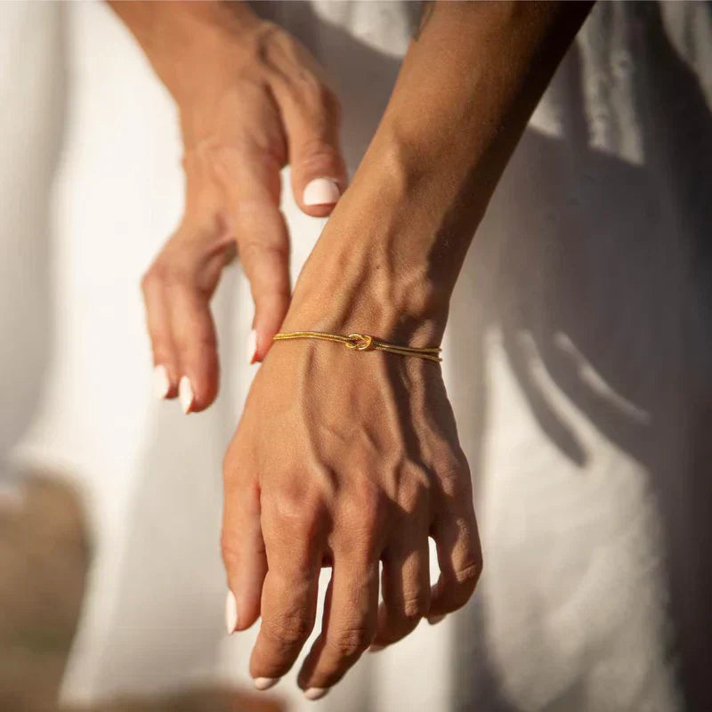 Elegante Knotenarmband – Subtil und Raffiniert