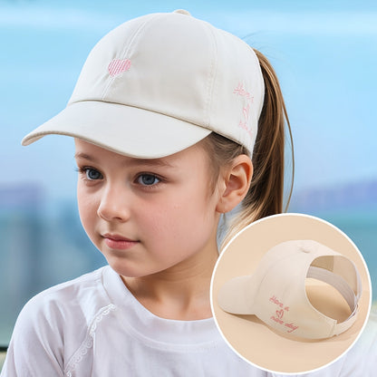 Verstellbare Baseballmütze für Kinder – Herzstickerei und atmungsaktiver Sitz