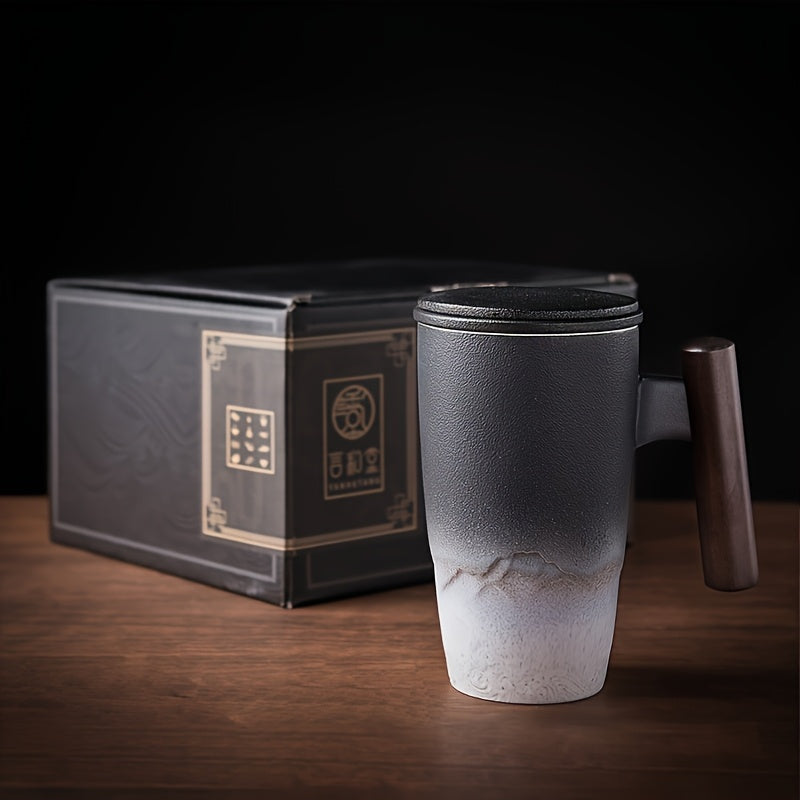 Handgefertigte Keramische Teetasse mit Sieb – Authentisches Design und Praktische Nutzung