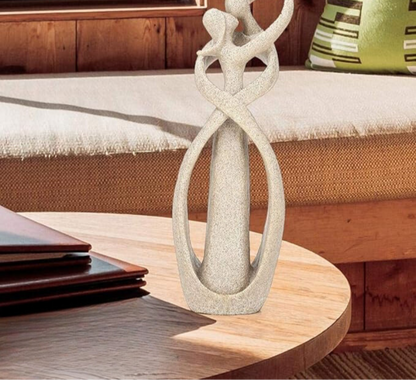 Infinity Embrace – Abstrakte Statue der Ewigen Liebe