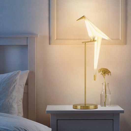 Origami Birdy Tischlampe – Gemütliches Warmlicht und modernes Flügeldesign