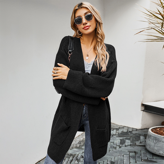 Luna – Elegantes und komfortables Damenstrickjacke