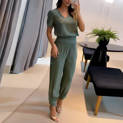 UrbanChic Zweiteiler – Mühelose Eleganz für jeden Tag