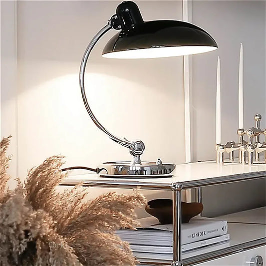 Retro Eleganz Tischlampe – Schaffe eine gemütliche Atmosphäre