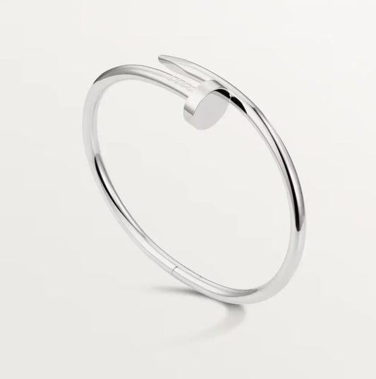Nagelförmiges Armband – Minimalistisches und Stilvolles Design