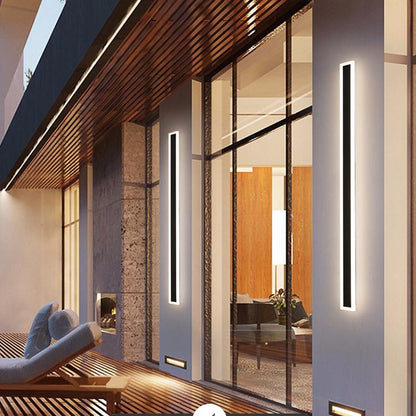 LumiLine Außenlampe – Minimalistisches Design mit Warmem Licht