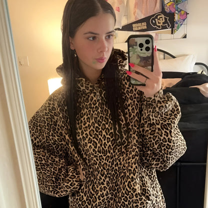Wild Spirit Hoodie - Mutiger Stil für Abenteurer