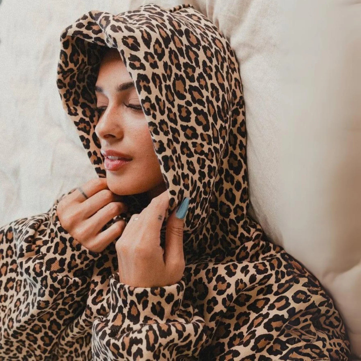Wild Spirit Hoodie - Mutiger Stil für Abenteurer