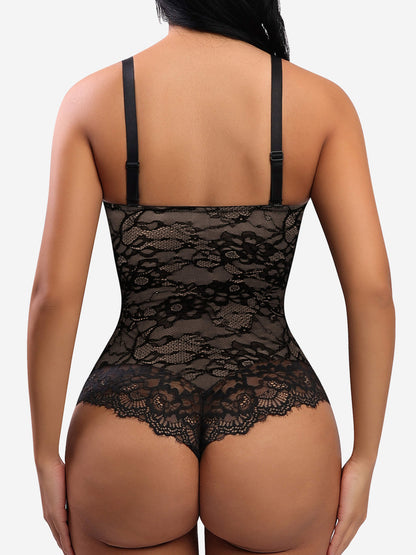 Verführerischer Spitzen-Bodysuit – Elegante und sexy Unterwäsche für besondere Momente