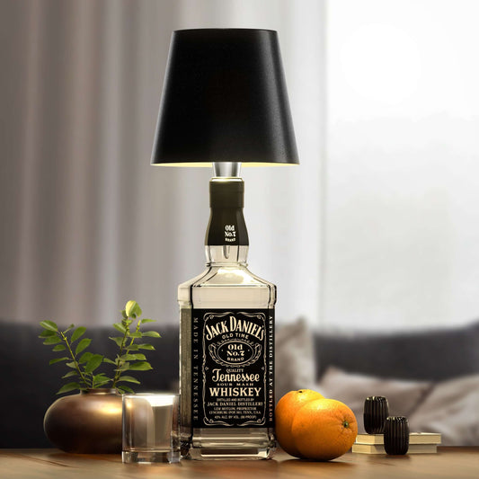 LumiBottle – Erstellen Sie stilvolle Lampen aus Flaschen