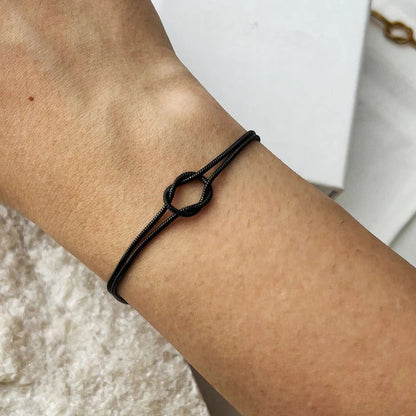 Elegante Knotenarmband – Subtil und Raffiniert