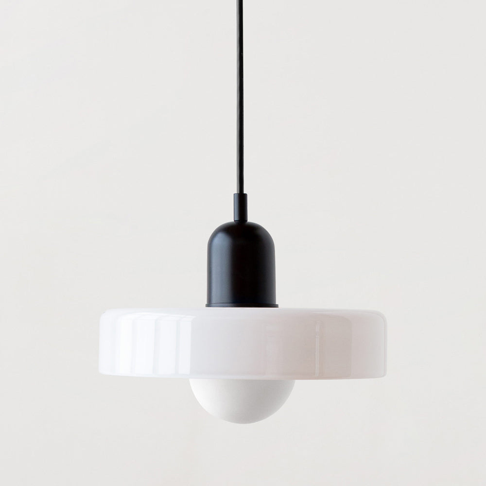 ColorLoop Pendelleuchte – Kunstzinnige Bauhaus-Hängeleuchte mit Warmlicht
