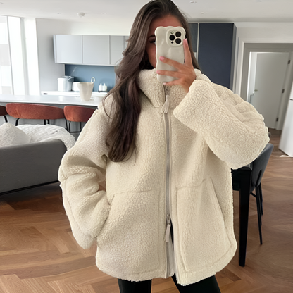 Olivia Comfort Teddyjacke – Für Warme und Stilvolle Tage
