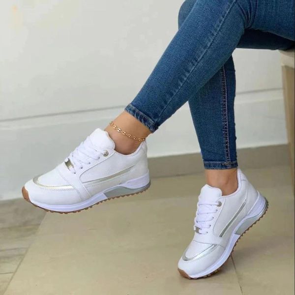 Zara Trendige Sneakers – Für einen Aktiven und Stylischen Look