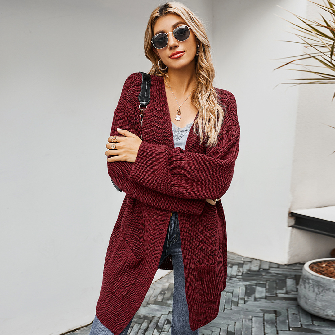 Luna – Elegantes und komfortables Damenstrickjacke