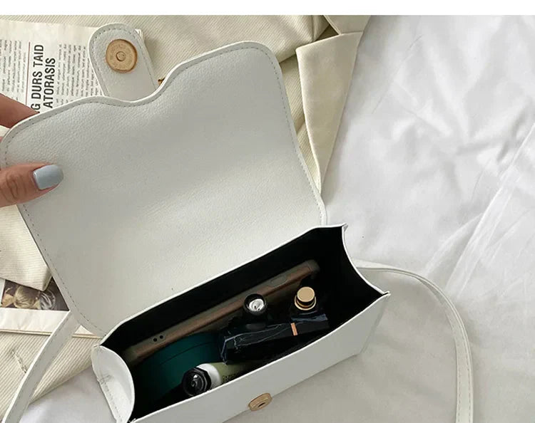 Lena’s Trendige Handtasche - Verspielte Tasche für jedes Abenteuer