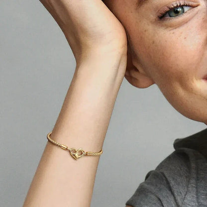 Herzförmiges Silberarmband – Zierliche Eleganz für den Alltag