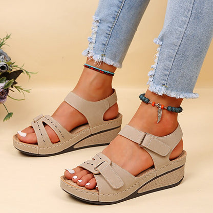 Komfortabel Chic Sandalen – Stylisch und Funktional