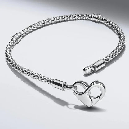 Herzförmiges Silberarmband – Zierliche Eleganz für den Alltag