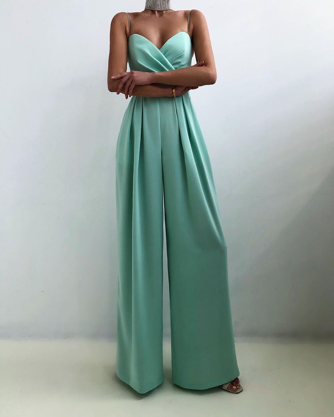 Lena Eleganter Jumpsuit – Stilvolle Outfit für Besondere Anlässe
