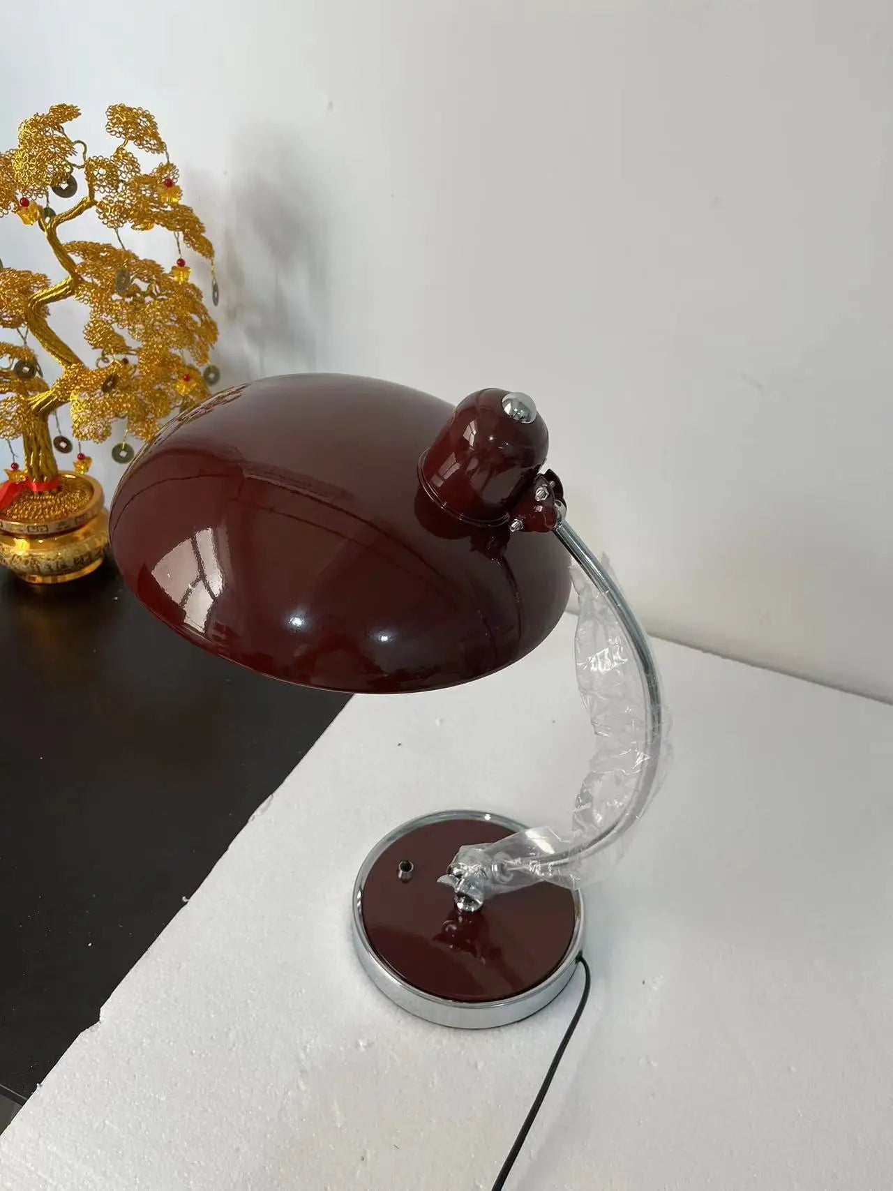 Retro Eleganz Tischlampe – Schaffe eine gemütliche Atmosphäre