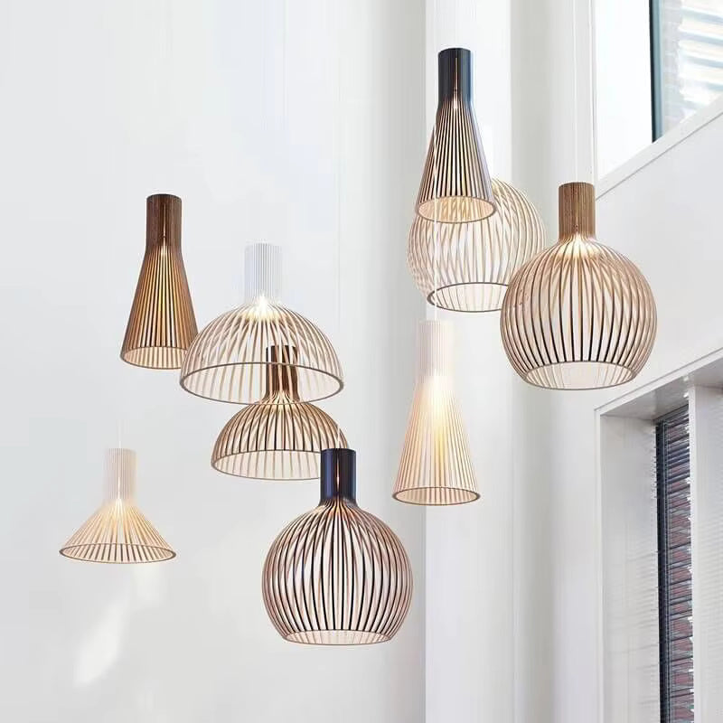 Natura Orb Hängeleuchte – Organisches Holzdesign für Gemütliche Interiors