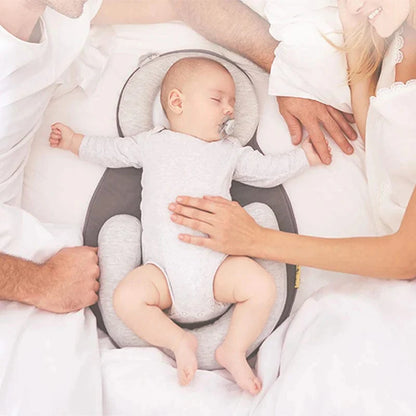ComfortNest Pro – Ergonomisches Babykissen