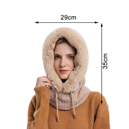 Flauschige Winter-Kapuze mit Schal