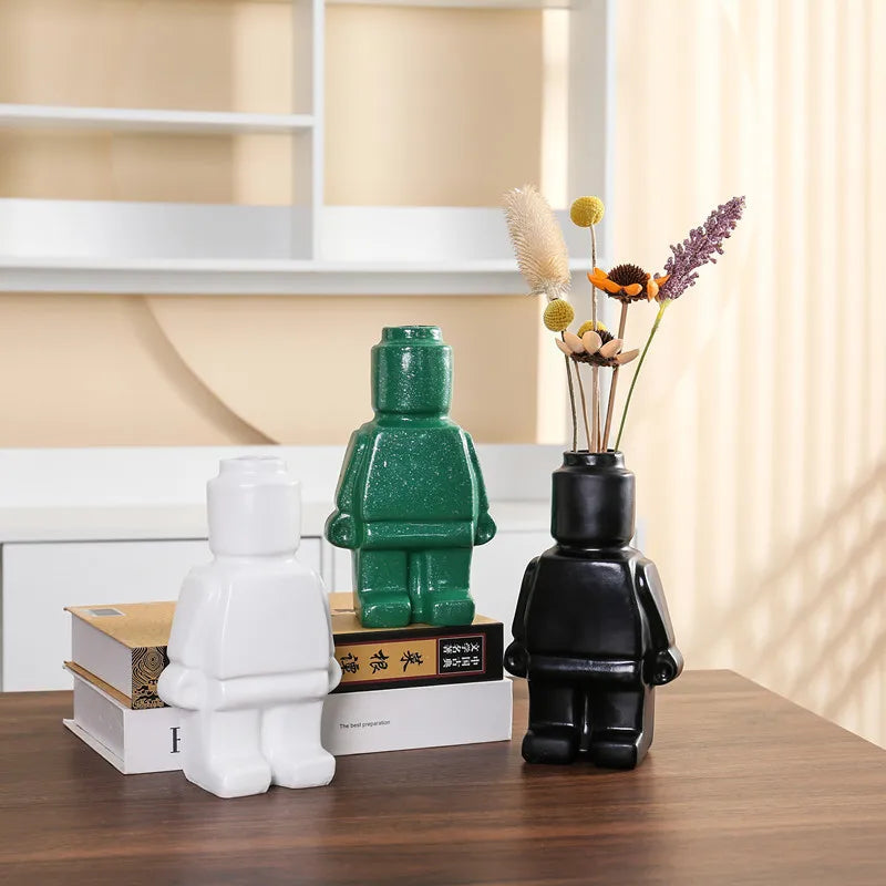 Kreative Roboter-Vase – Verspielte Dekoration für Zuhause