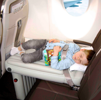 KidComfort Aufblasbares Flugzeugbett – Bequem und praktisch für Kinder