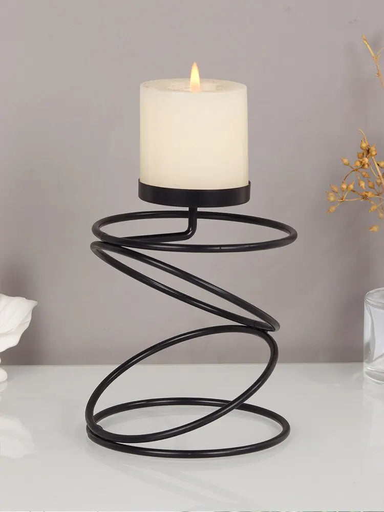 Eleganter Spiral-Kerzenhalter – Für ein stimmungsvolles und stilvolles Zuhause