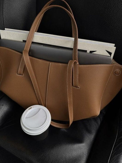 Elegance Tote – Luxuriöse Damenhandtasche mit großzügigem Stauraum