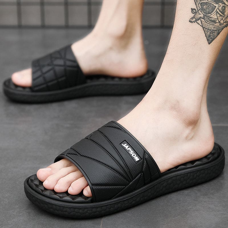 Liam Herren Slipper – Komfort und Stil für warme Sommertage