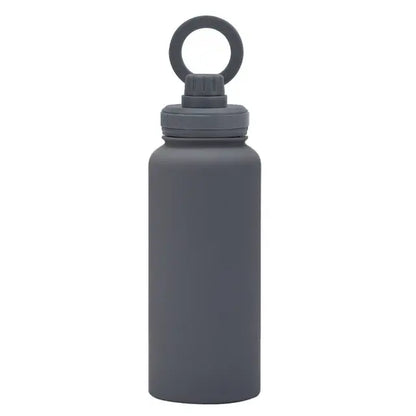 Universelle Wasserflasche mit Magnetbefestigung
