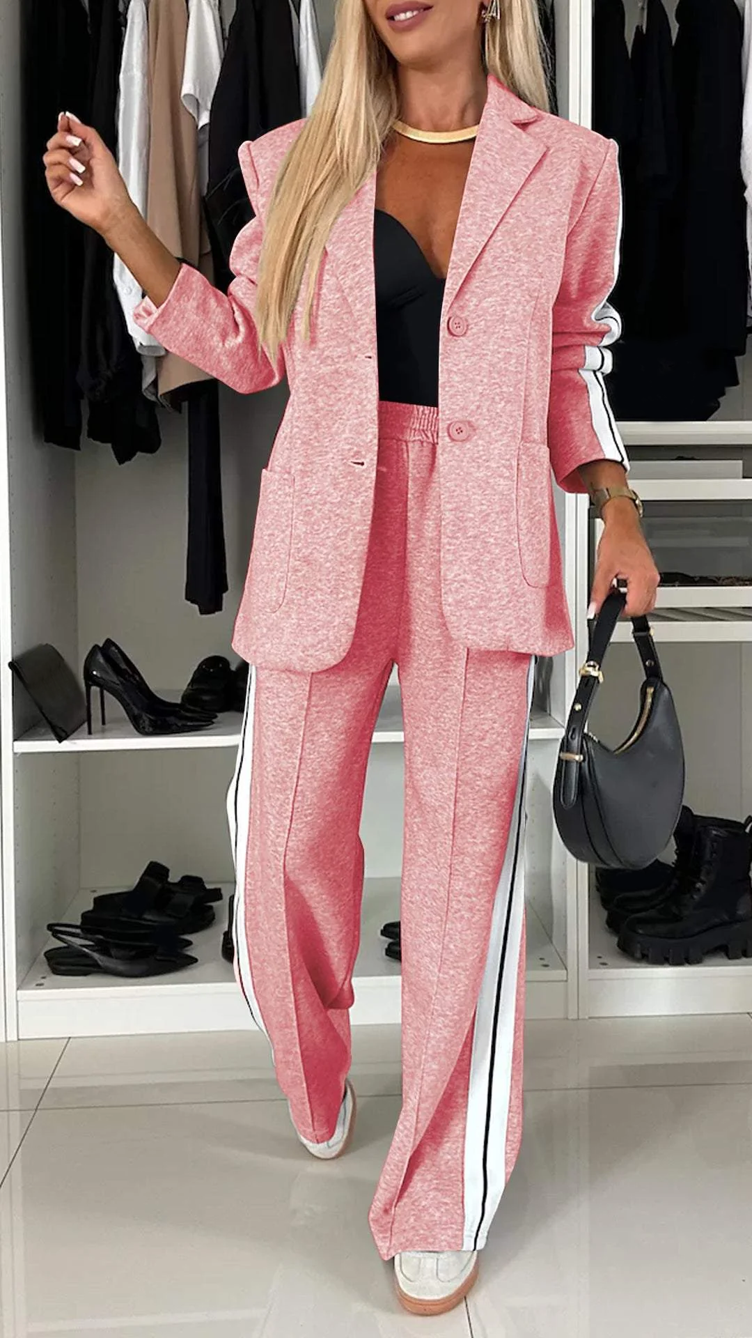 Urban Luxe Damenanzug – Sportlich und Schick in Einem
