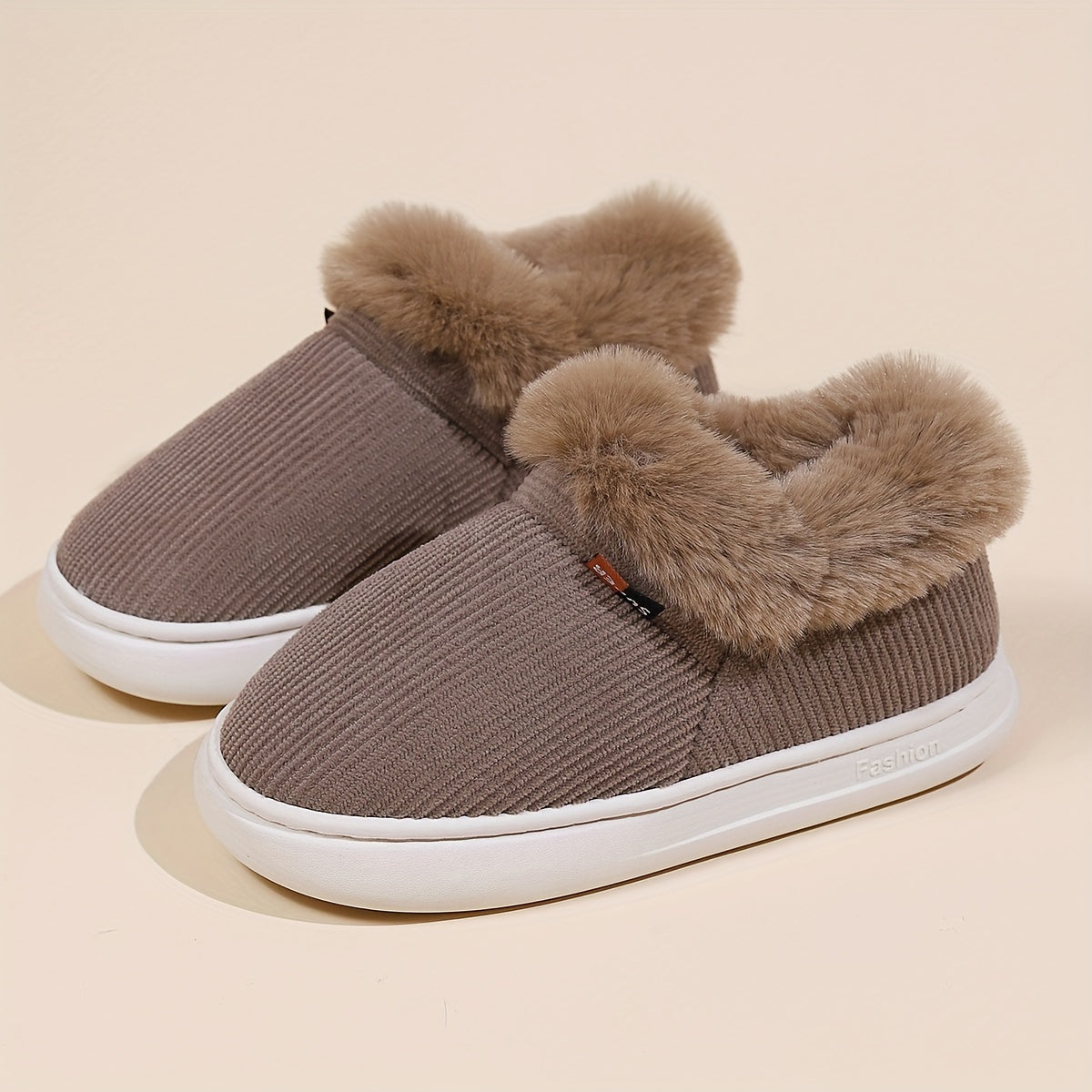 Liza Fluffy Hausschuh – Wärme und Komfort für Damen