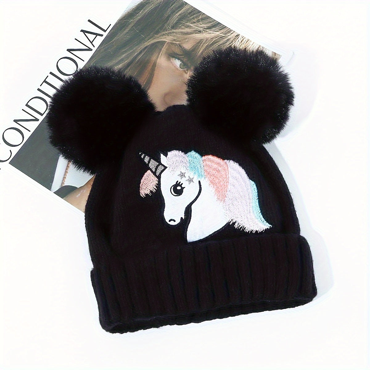 Lila Einhornmütze für Kinder - Gemütlich und Warm mit Pompons