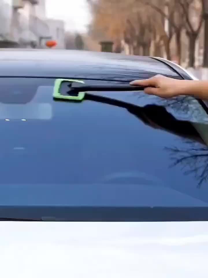 Auto Fenster Reinigungsbürste – Effizient und Praktisch für Innen- und Außenseite