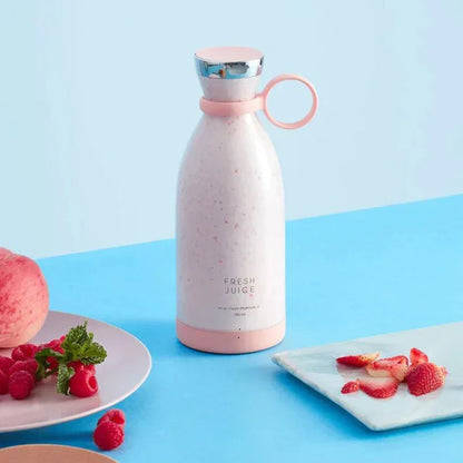 SmoothieGo – Kompakter und Tragbarer Smoothie-Mixer