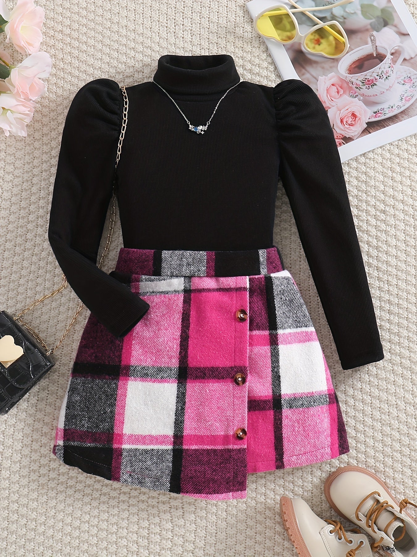 Elegantes Turtleneck Outfit für Kinder - Karorock und Pullover Set