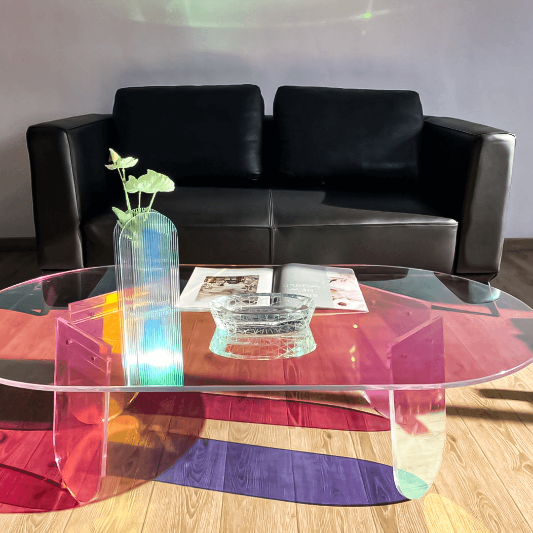 Prisma Tisch – Kreativer Couchtisch für modernes Wohnen