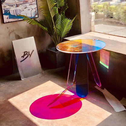 Prisma Tisch – Kreativer Couchtisch für modernes Wohnen