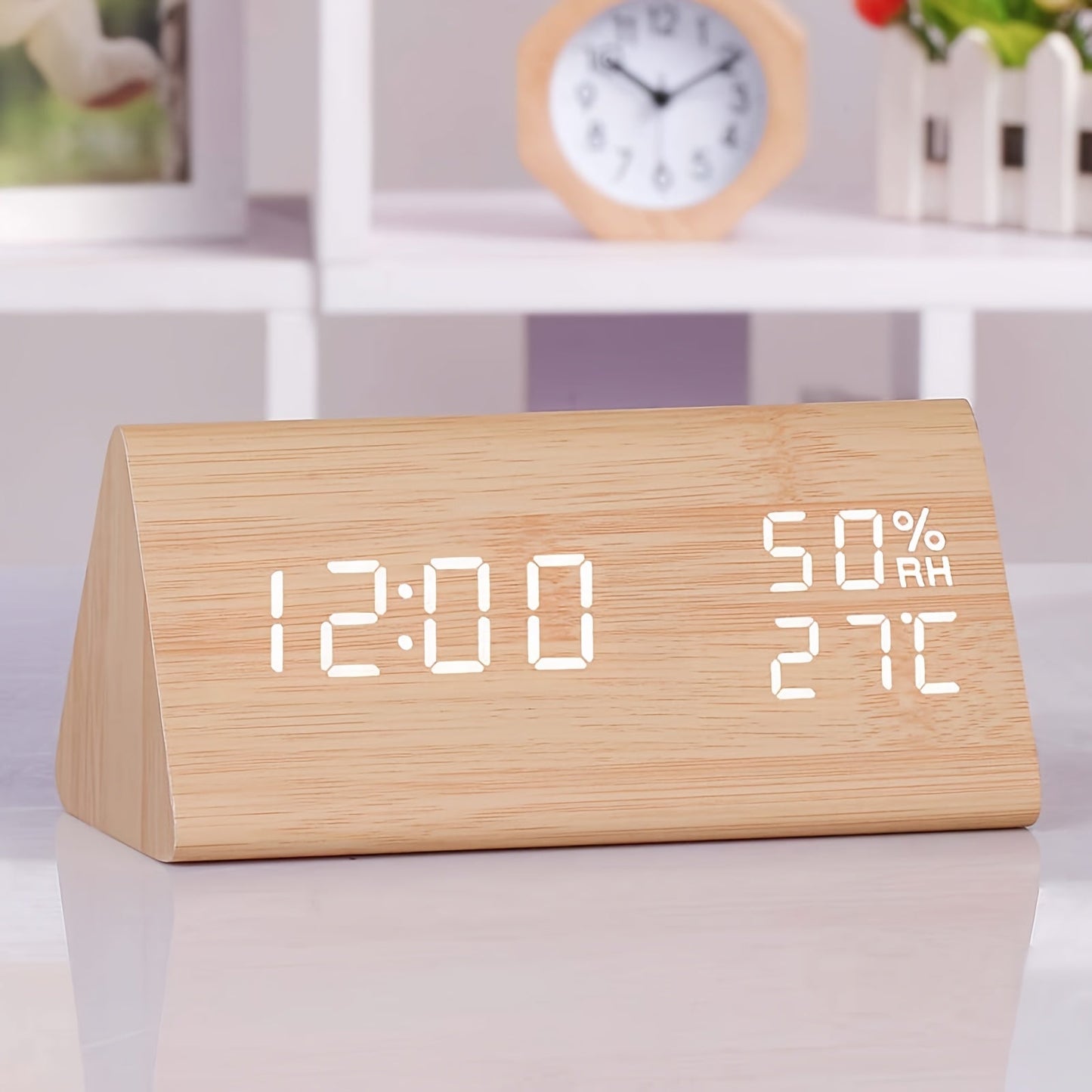 TriWood LED Wecker – Funktionales und Minimalistisches Design
