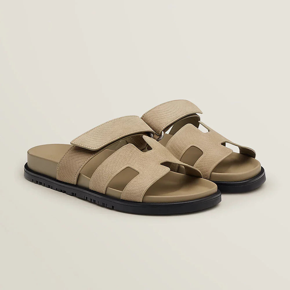Minimalistische Sandalen – Komfort und Stil