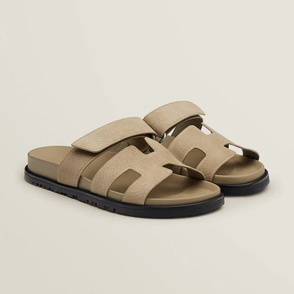 Minimalistische Sandalen – Komfort und Stil