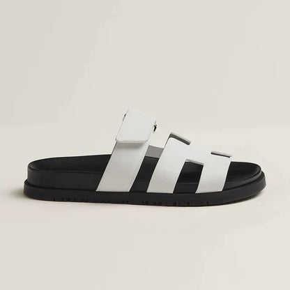 Minimalistische Sandalen – Komfort und Stil