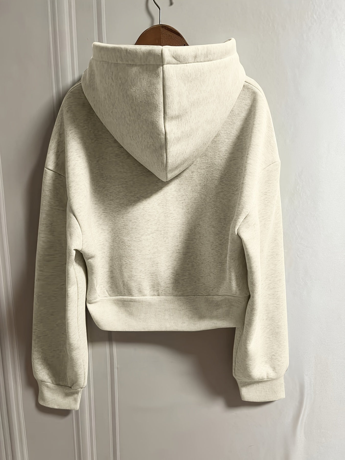 CozyVibe Zip-Up Hoodie – Komfort und lässiger Chic