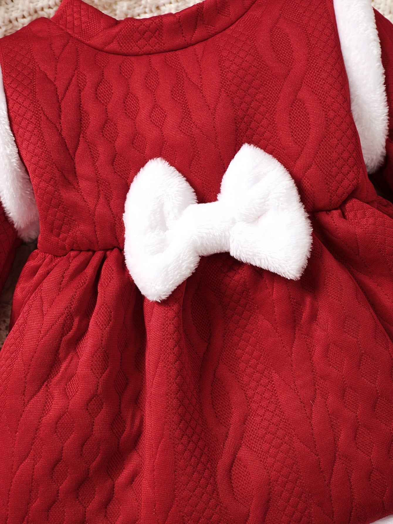 Weihnachtskleid für Babys – Für festliche Gemütlichkeit