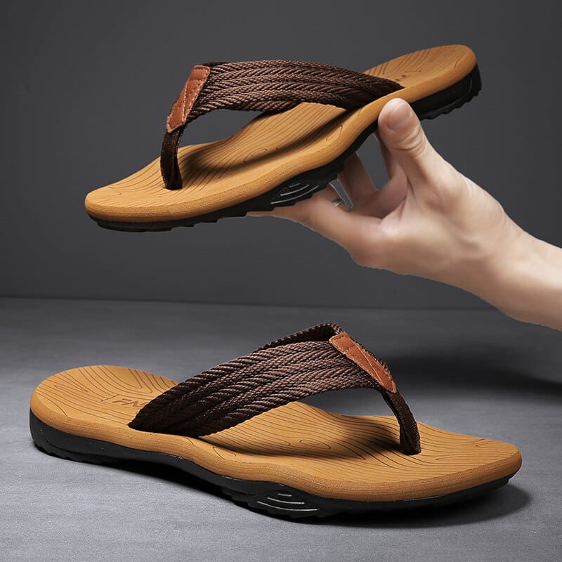 Liam Herren Slipper – Komfort und Stil für warme Sommertage