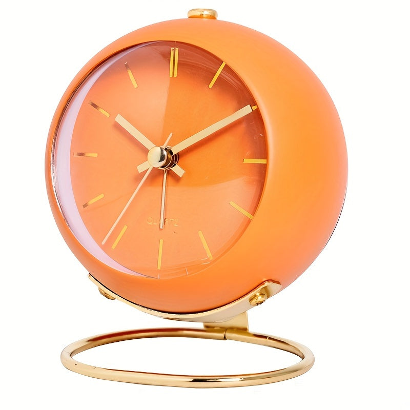 Nordic Silent Desk Clock – Leuchtende Zeiger & Metallrahmen